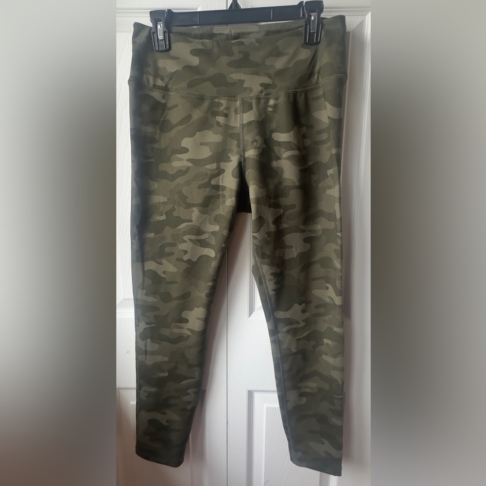 Danskin Camouflage Leggings - Green Size L